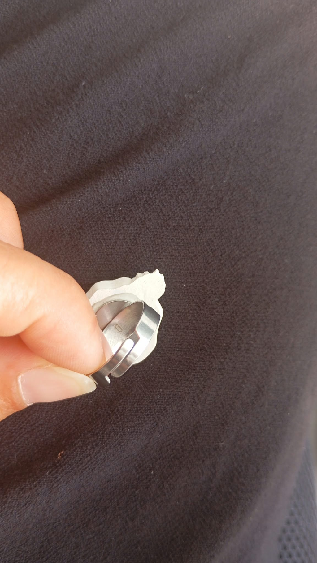 Bague enfant ajustable fleur exotique en plâtre à peindre - vue de côté