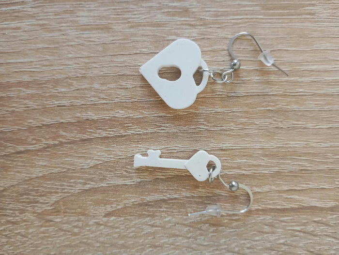 Boucles d’oreilles Cœur et Clé en plâtre à peindre