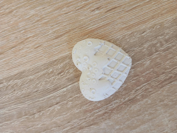 Cœur en plâtre à peindre