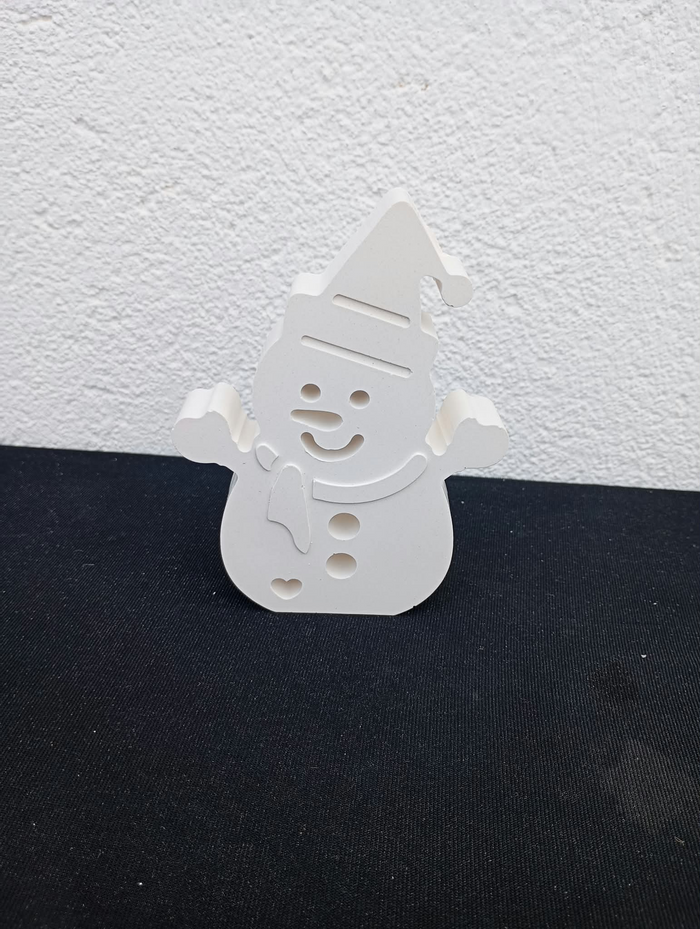 Grand bonhomme de neige en plâtre à peindre - vue de face