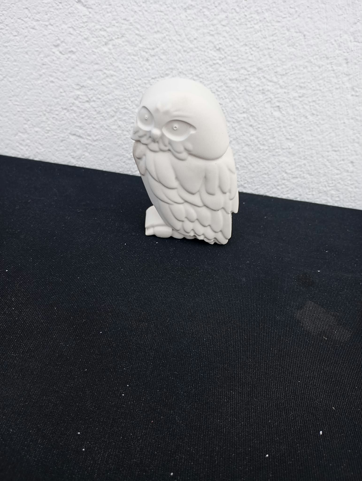Hibou en plâtre à peindre - vue en perspective