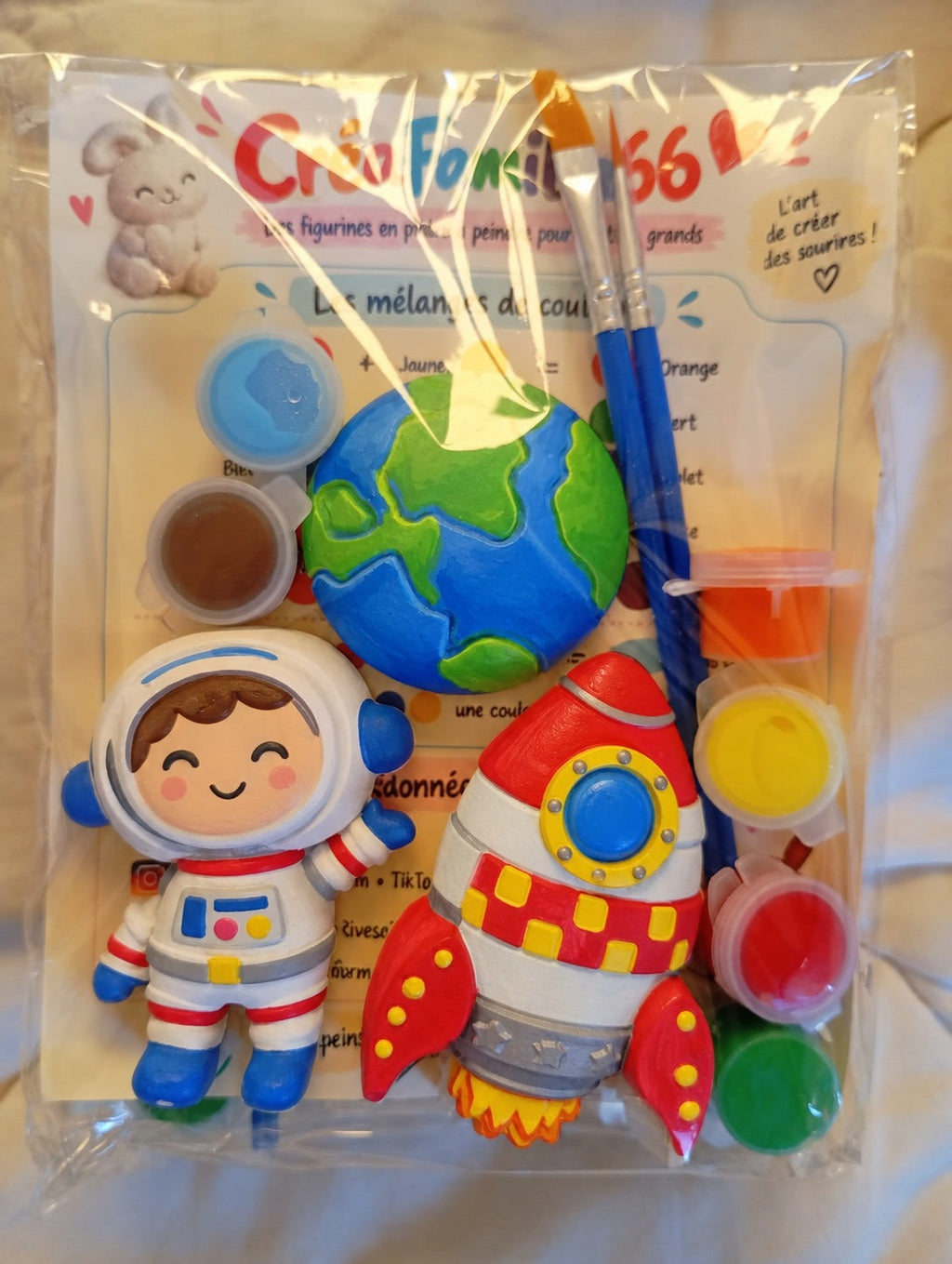Kit créatif Espace – 3 figurines en plâtre à peindre