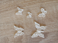 Lot de 5 papillons en plâtre à peindre