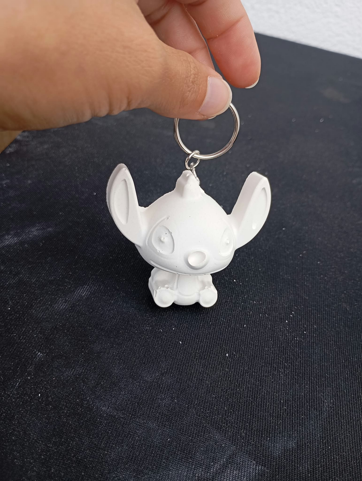 Porte-clés Stitch en plâtre à peindre
