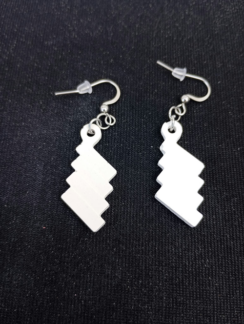 Boucles d’oreilles escalier en plâtre à peindre